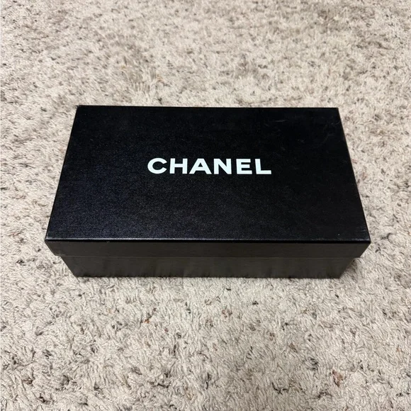 CHANEL Black Shoe Box - Picture 1 of 5